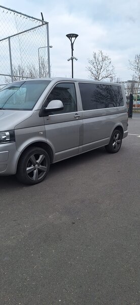 Volkswagen Caravelle